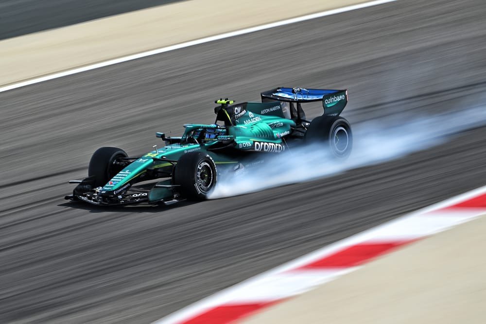 AMR26 Tersandung di Bahrain: Alarm Dini untuk Ambisi Besar Aston Martin?