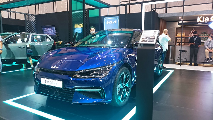 GIIAS 2022: Sambut Era Elektrifikasi, KIA Pamerkan 3 Mobil Listrik 