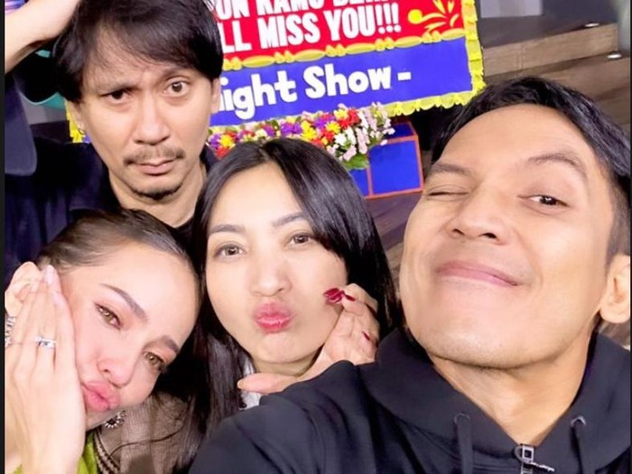 Enzy Storia Pamit dari Tonight Show, Bakal Ikut Suami ke Amerika?