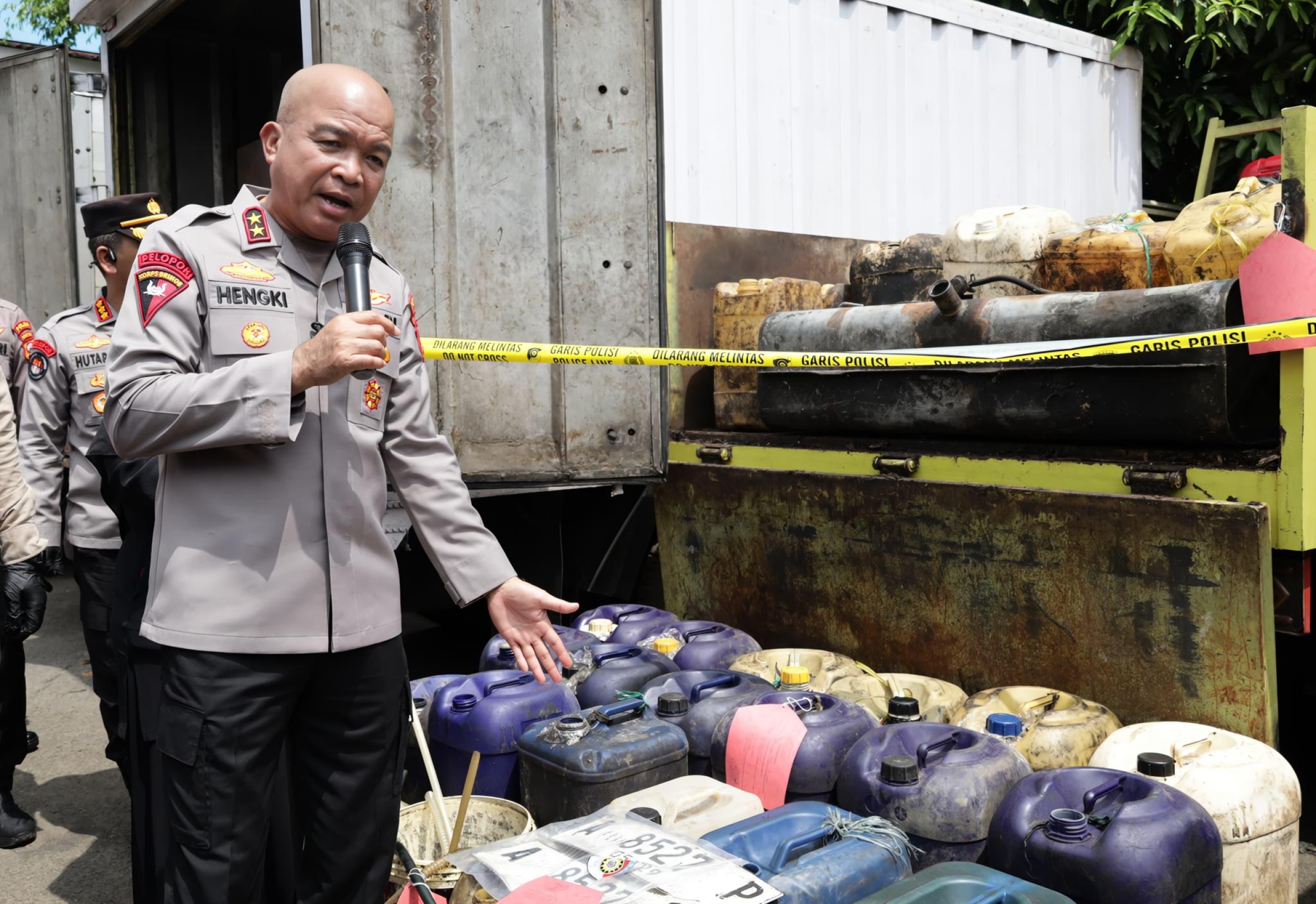 Polda Banten Bongkar Modus Penyelundupan BBM dan LPG Subsidi, Ribuan Liter Solar Diamankan