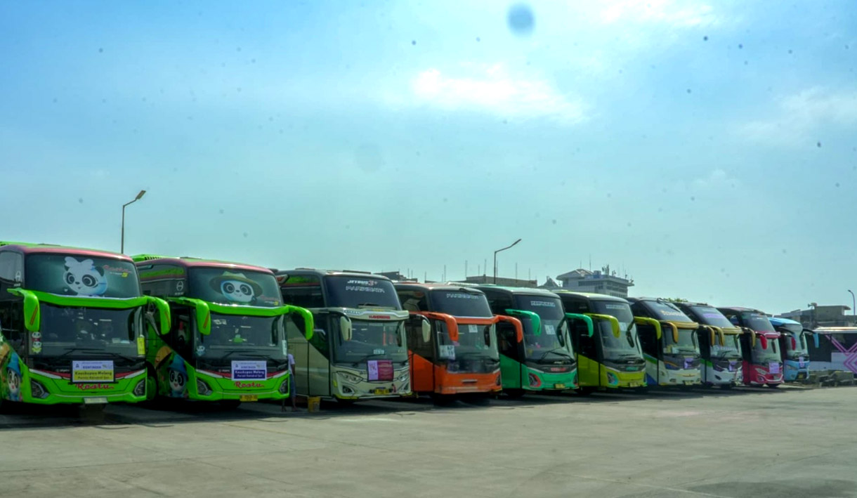 Transjakarta Siapkan 2 Kantong Parkir Saat Misa Agung Paus Fransiskus di GBK, Kapasitas Ratusan Bus