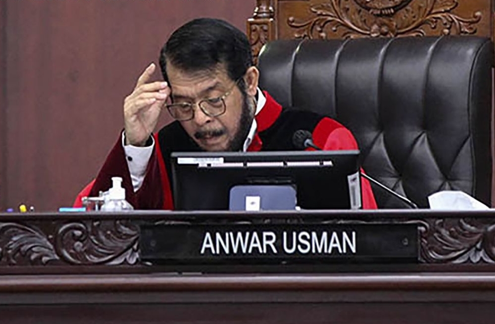 Respons Anwar Usman Usai Dicopot secara Tidak Hormat dari Jabatannya