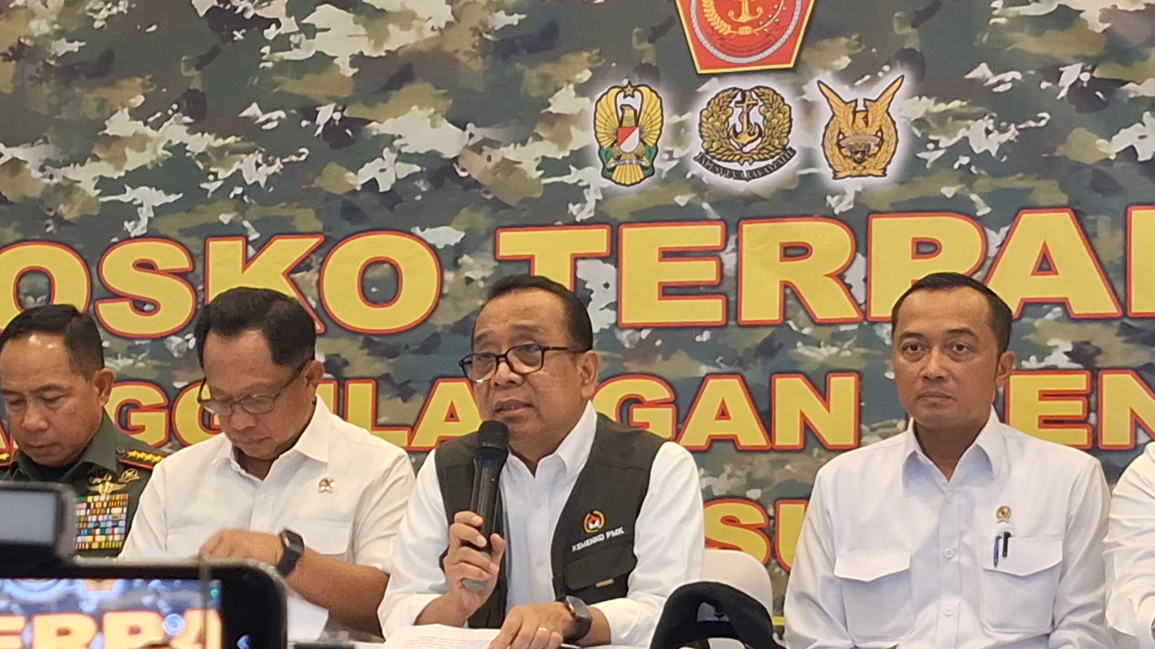 Prabowo Instruksikan Penanganan Banjir Sumatera Gunakan Dana Siap Pakai