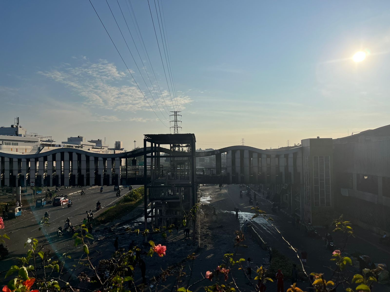 7 Halte Transjakarta Dibakar Massa Saat Aksi Demo, Layanan Masih Dihentikan Sementara