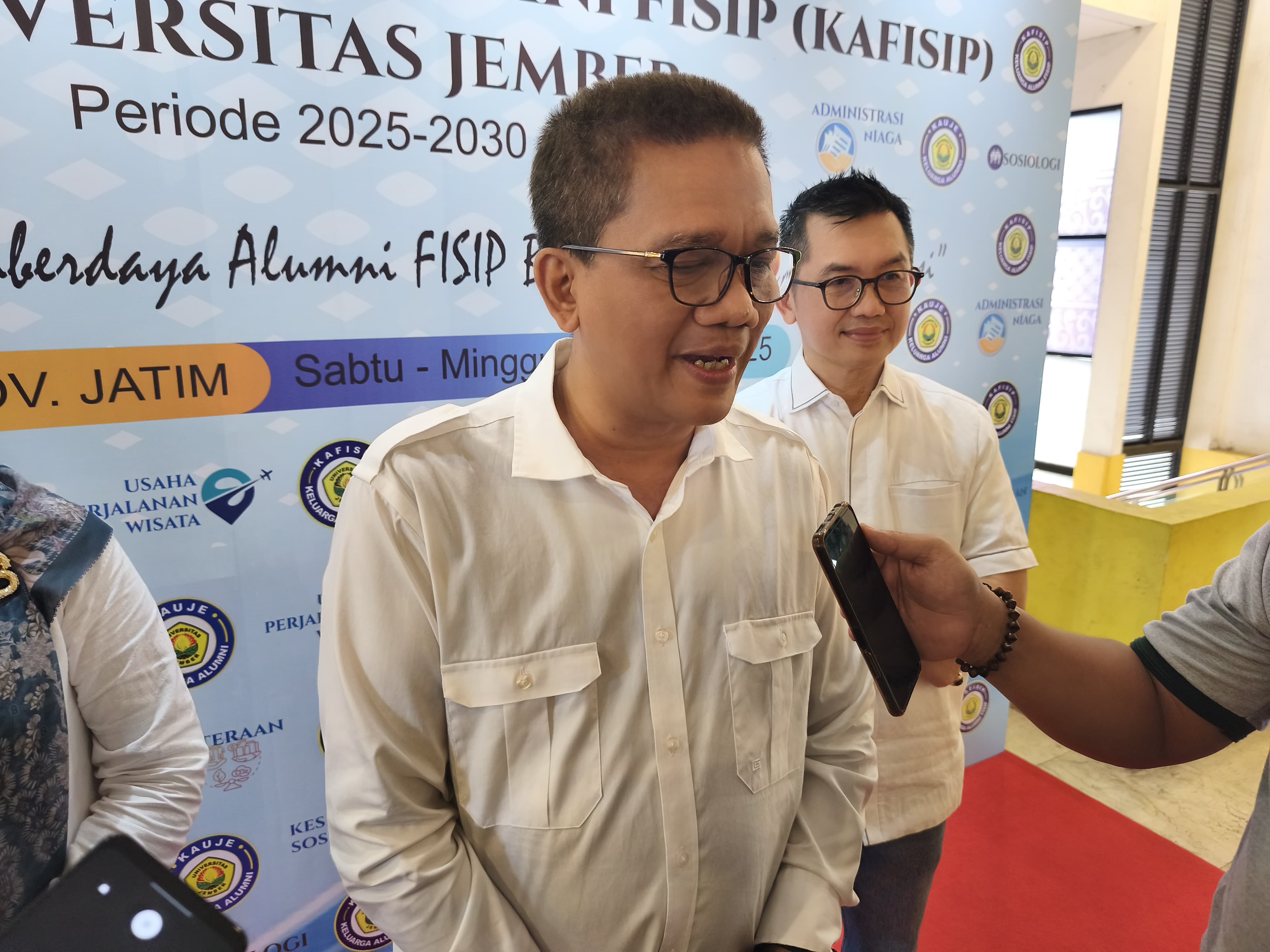 Membangun SDM Melalui Alumni Universitas Jember