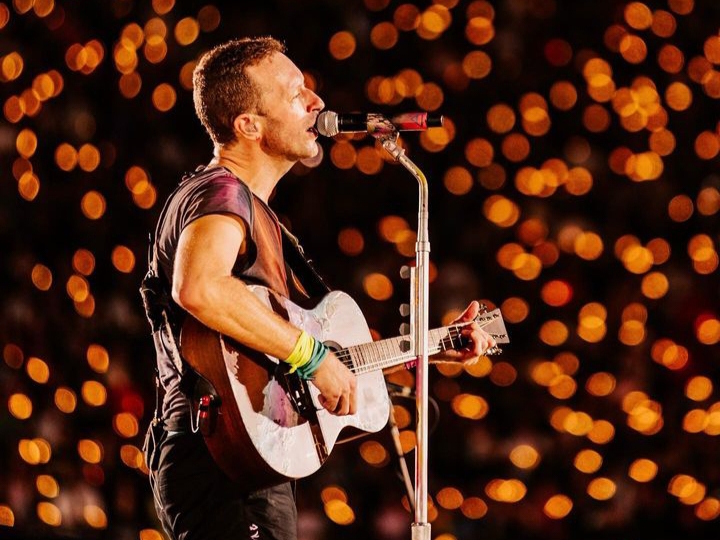  Lirik dan Terjemahan Lagu 'A Sky Full of Stars' - Coldplay, yang Dikabarkan Bakal Konser di Indonesia