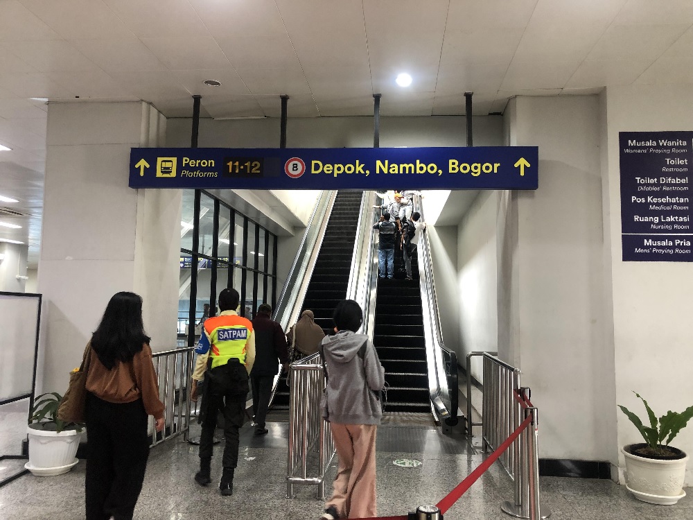 Eskalator Peron 11-12 Stasiun Manggarai Sempat Rusak Lagi, Ini Penjelasan DJKA 