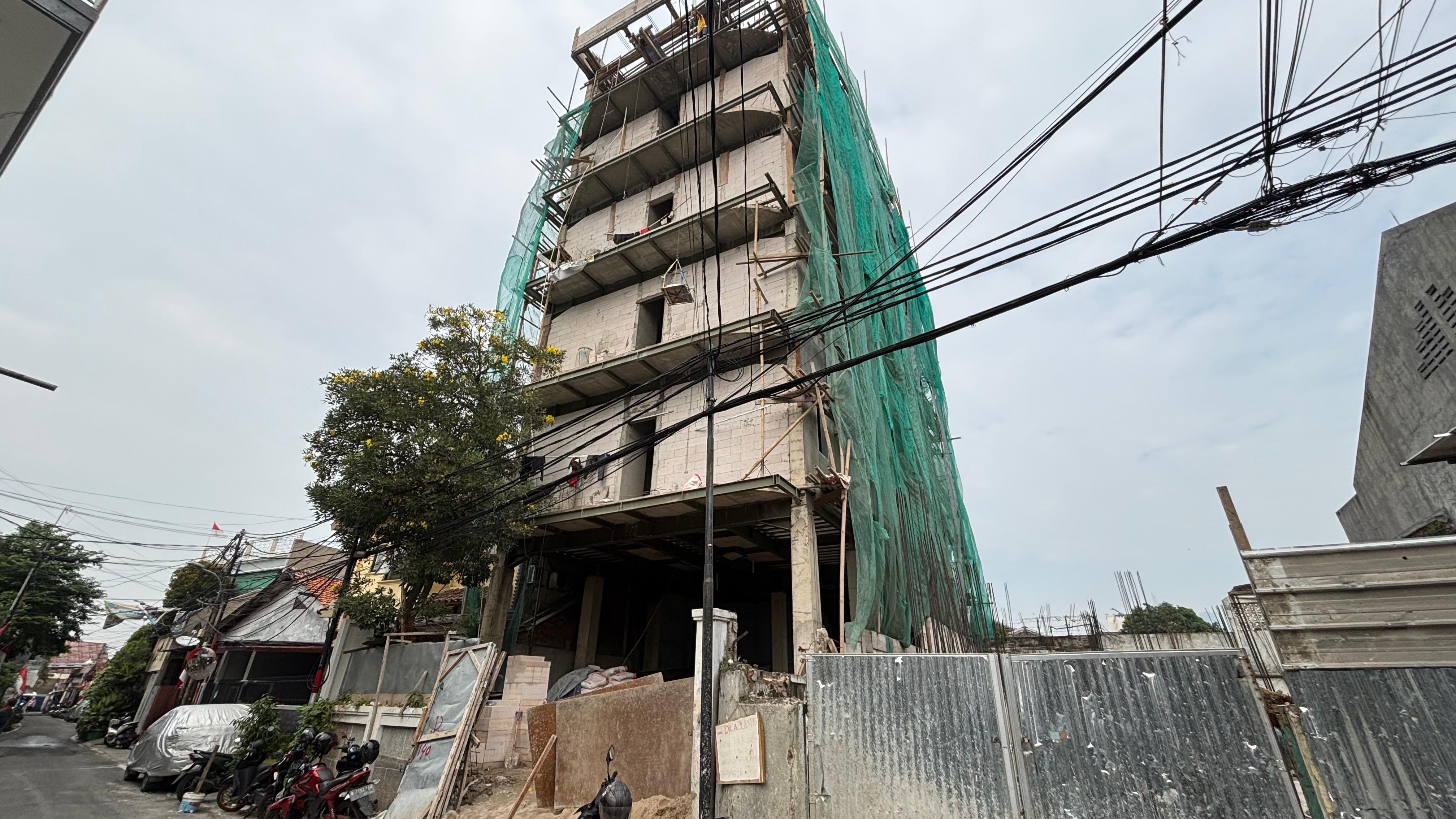 Wali Kota Jakpus Arifin Tegas, Segel Bangunan Nakal, Sudin CKTRP Diperintah Rutin Sikat Pelanggar