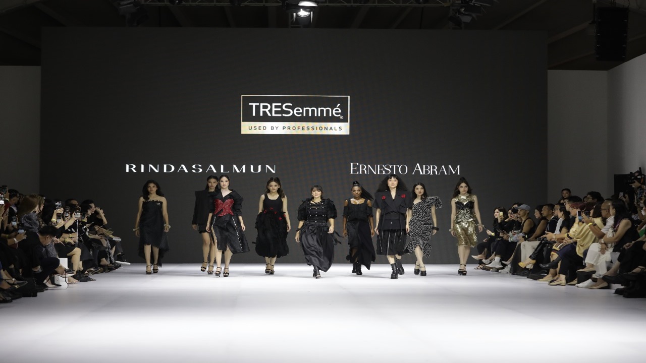 TRESemme Hadirkan Inspirasi Taklukkan Everyday Runway dengan Rambut Memukau di JFW 2025