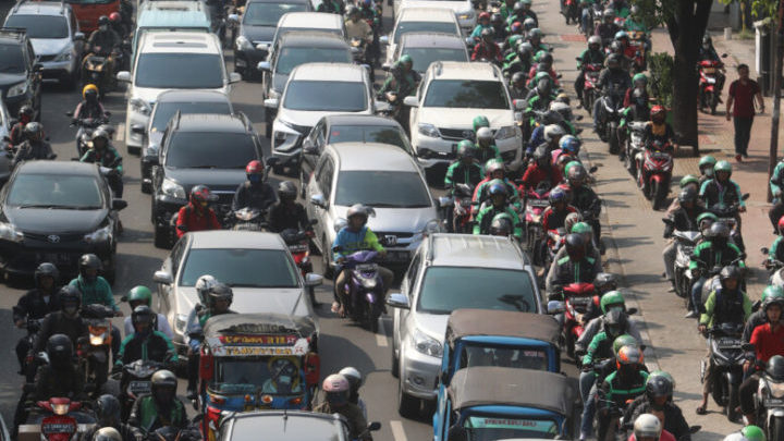 Sektor Transportasi Sumbang Polusi Udara Terbesar di Indonesia, Terutama Kendaraan Motor!