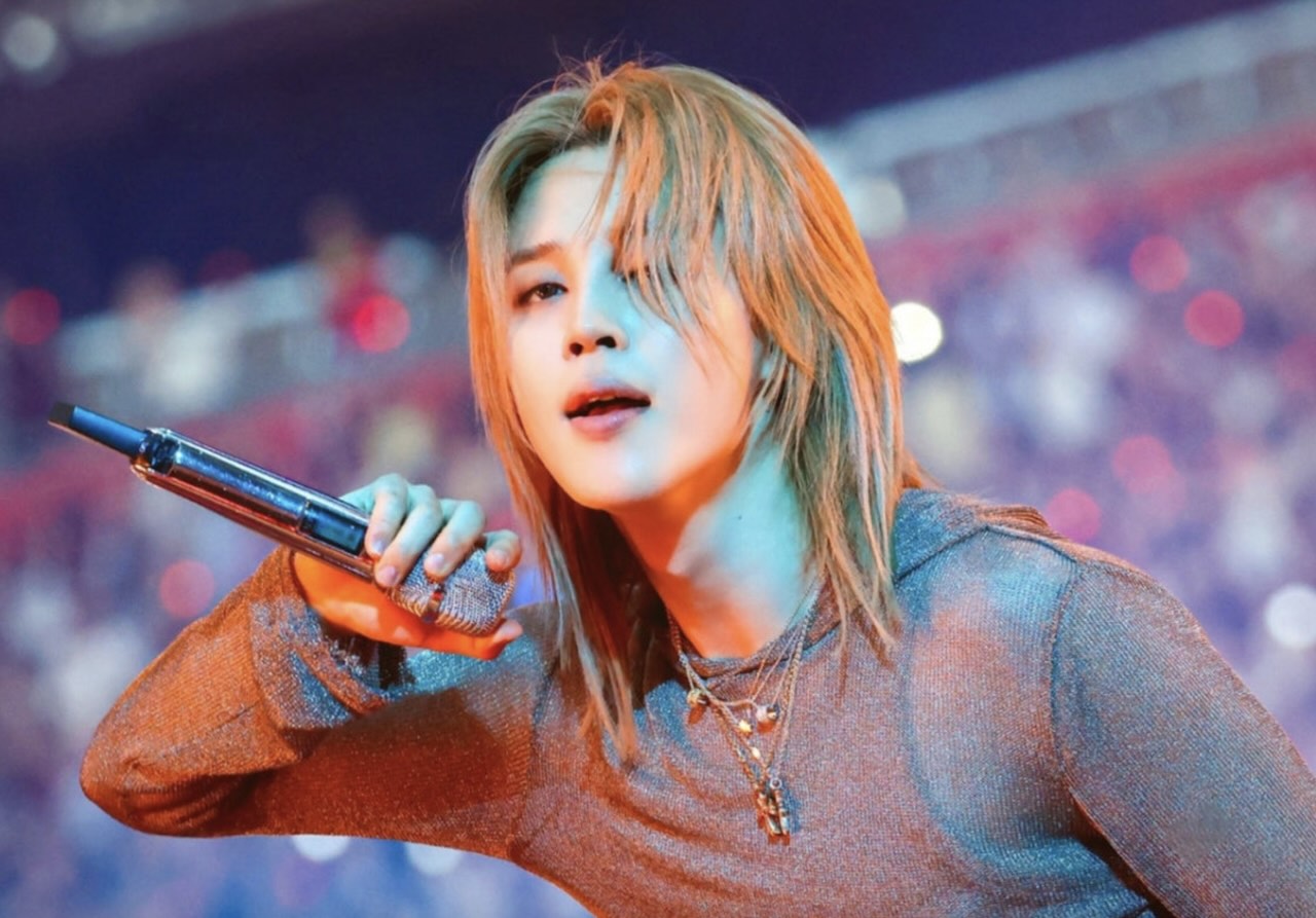 ⁠31 Fakta Seru Jimin BTS yang Berulang Tahun ke-31, Rambut Panjangnya Bikin Oleng!
