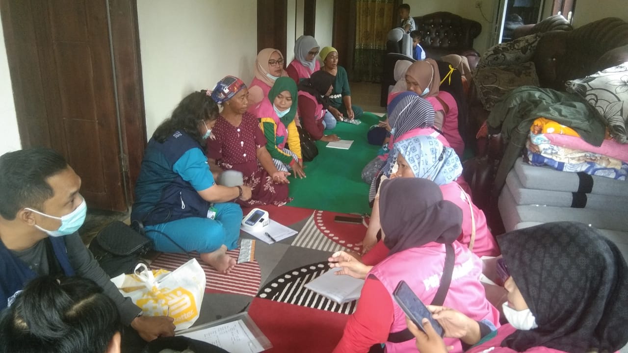 Sekoper Lumajang: Empati dan Aksi Nyata Kelompok Perempuan di Tengah Erupsi Semeru 