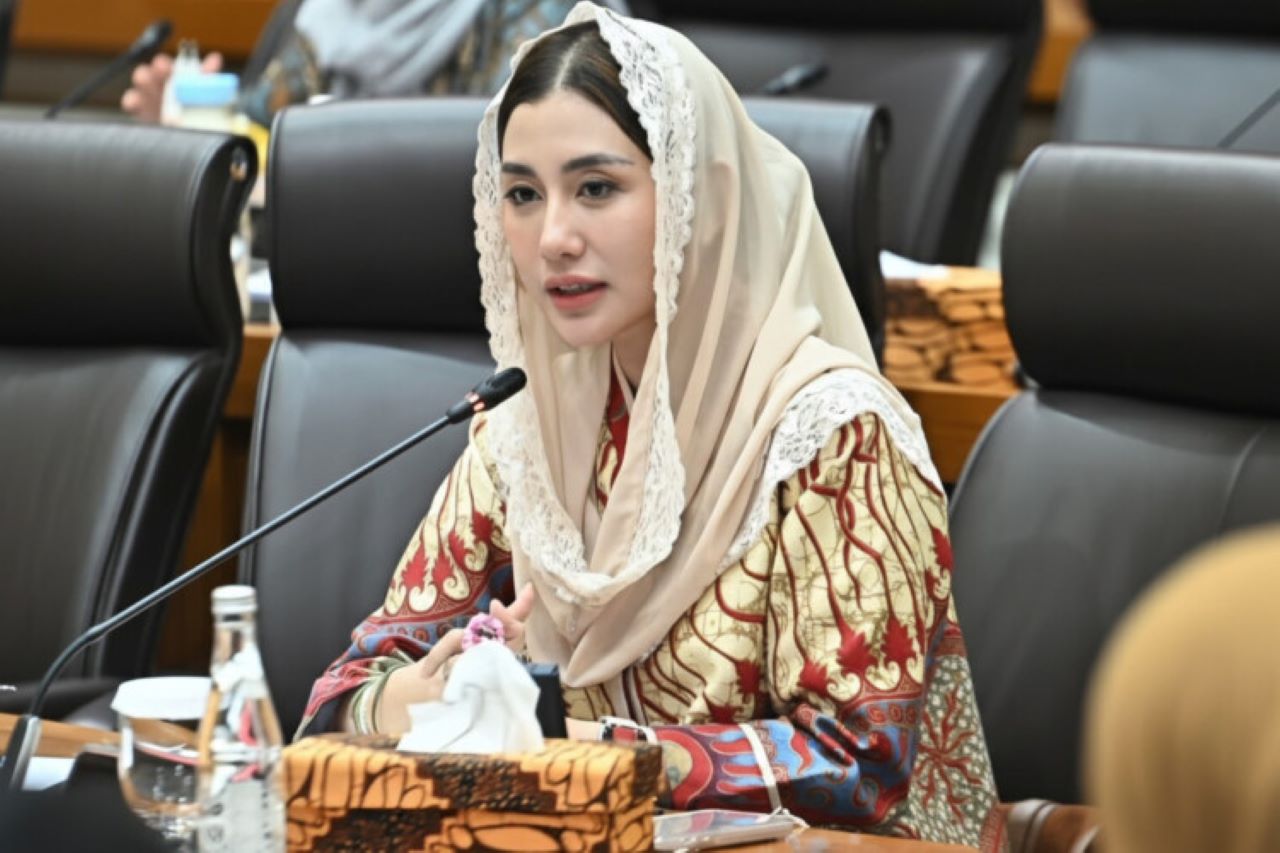 Soroti Eksploitasi Air Tanah, Novita Sebut Industri AMDK Perlu Lebih Diawasi 