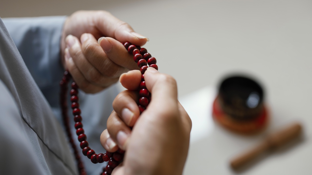 Perbedaan Dzikir dan Wirid Setelah Sholat, Apa Saja? Ini Penjelasannya