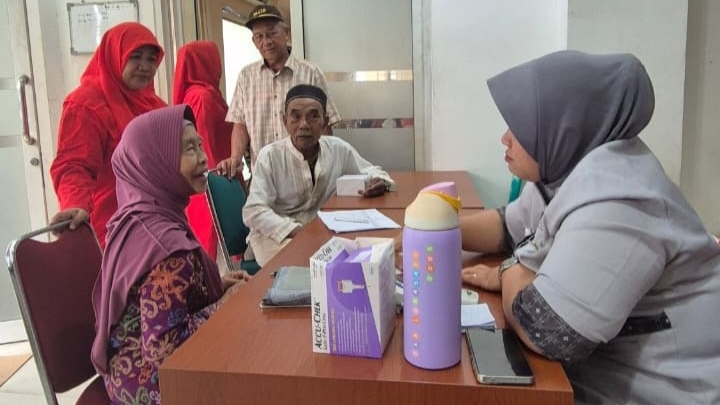 Sambut HUT ke-80 RI, IKPP Tangerang dan Eka Hospital Penyuluhan Kesehatan