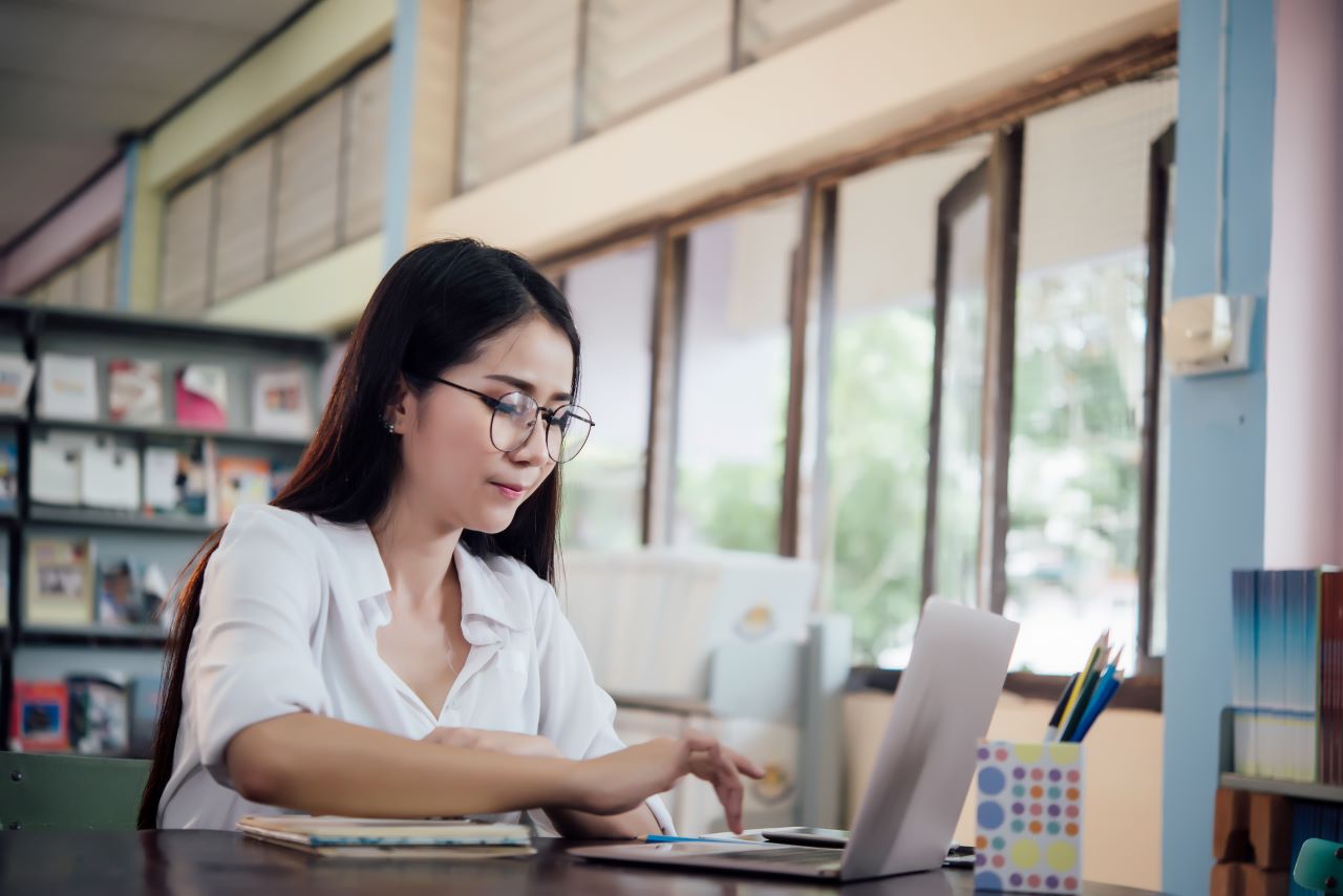 4 Ide Freelance untuk Mahasiswa, Hasilkan Cuan Sambil Kuliah!