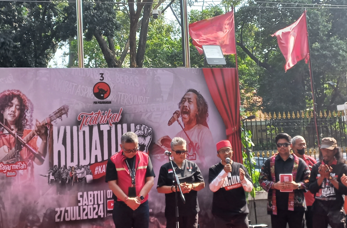 Megawati Minta Seniman Dolorosa Rancang Monumen Kudatuli di DPP PDIP