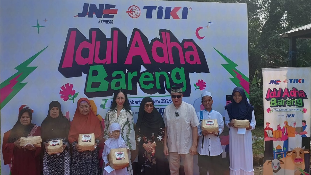 JNE Rayakan Idul Adha 1446 H dengan Tema 'SatSetBerkurbannya' di Yatuna Soeprapto Soeparno