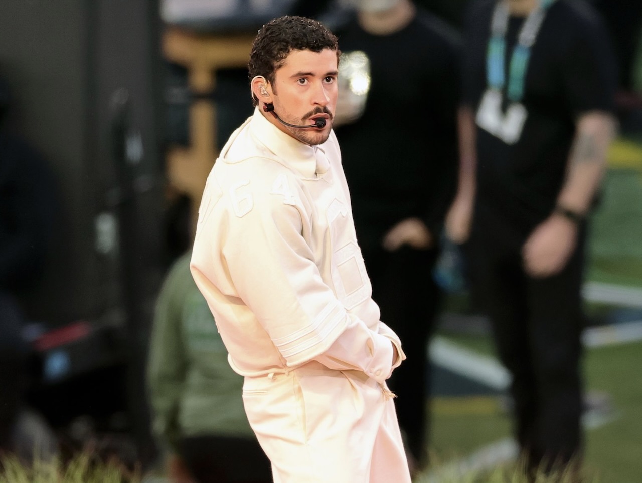 5 Fakta Penampilan Bad Bunny di Super Bowl Halftime yang Curi Perhatian Dunia, Bikin Donald Trump Murka?