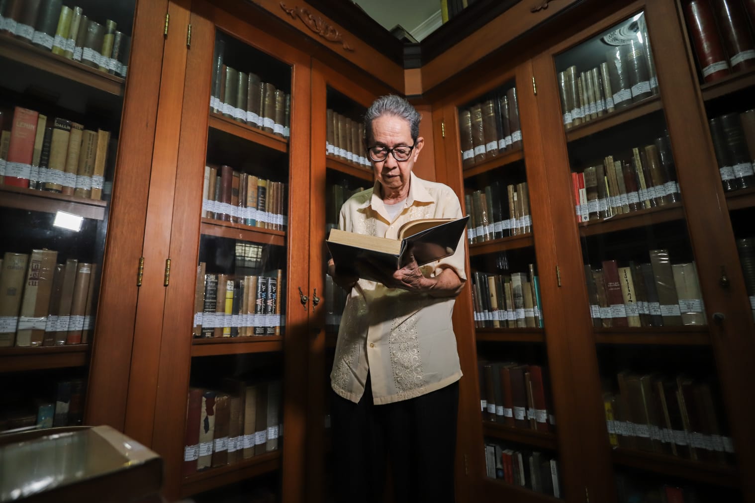 Oei Hiem Hwie, Penyelamat Bumi Manusia Berpulang di Usia 87 Tahun