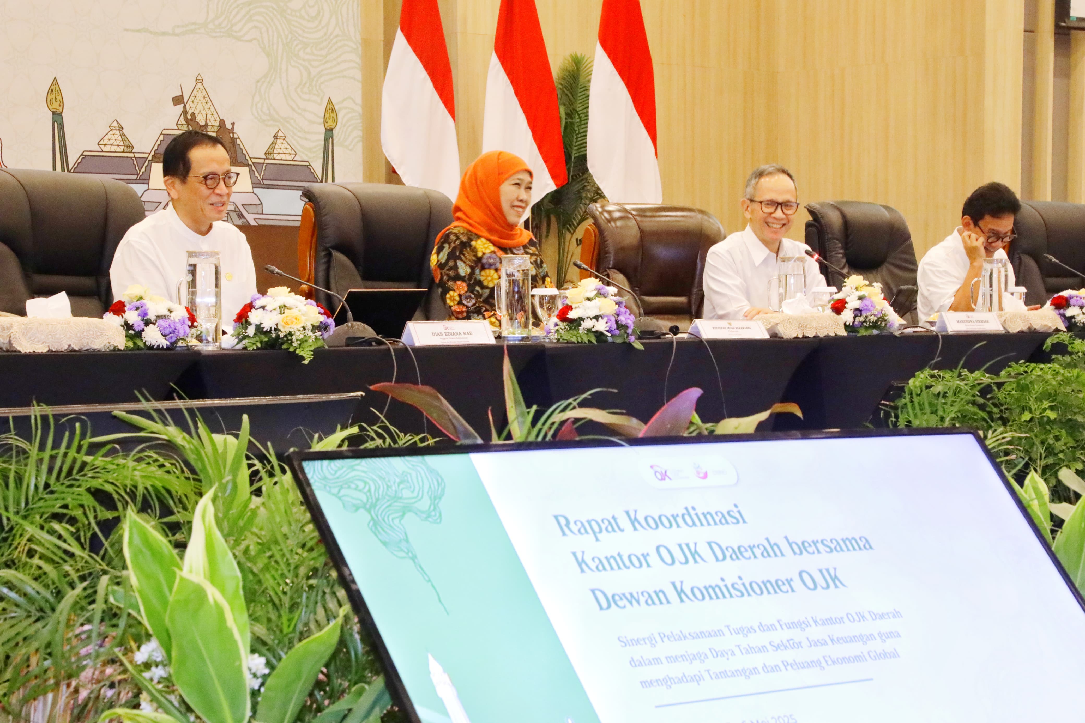 Peringati Hari Pasar Modal Indonesia, Khofifah Ajak Masyarakat Cerdas Berinvestasi di Era Digital