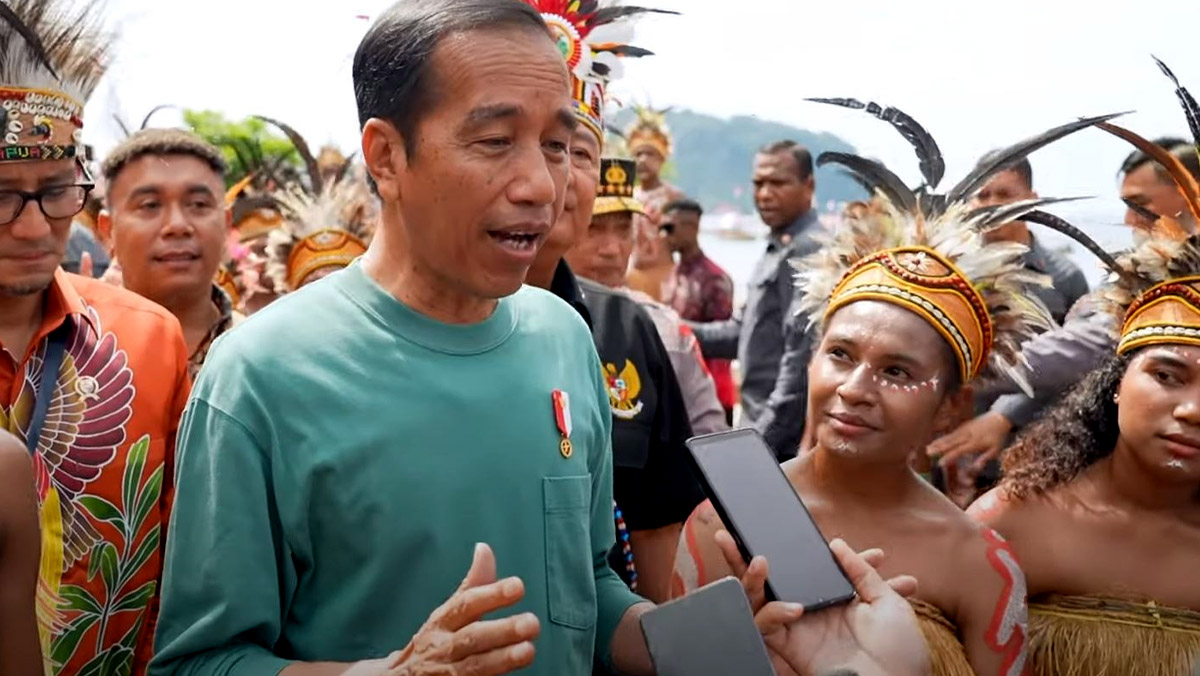 Jokowi di Papua Gelar Rapat Penting Soal Rencana Pembebasan Pilot Susi Air, OPM Sudah Dapat Pesan Khusus!