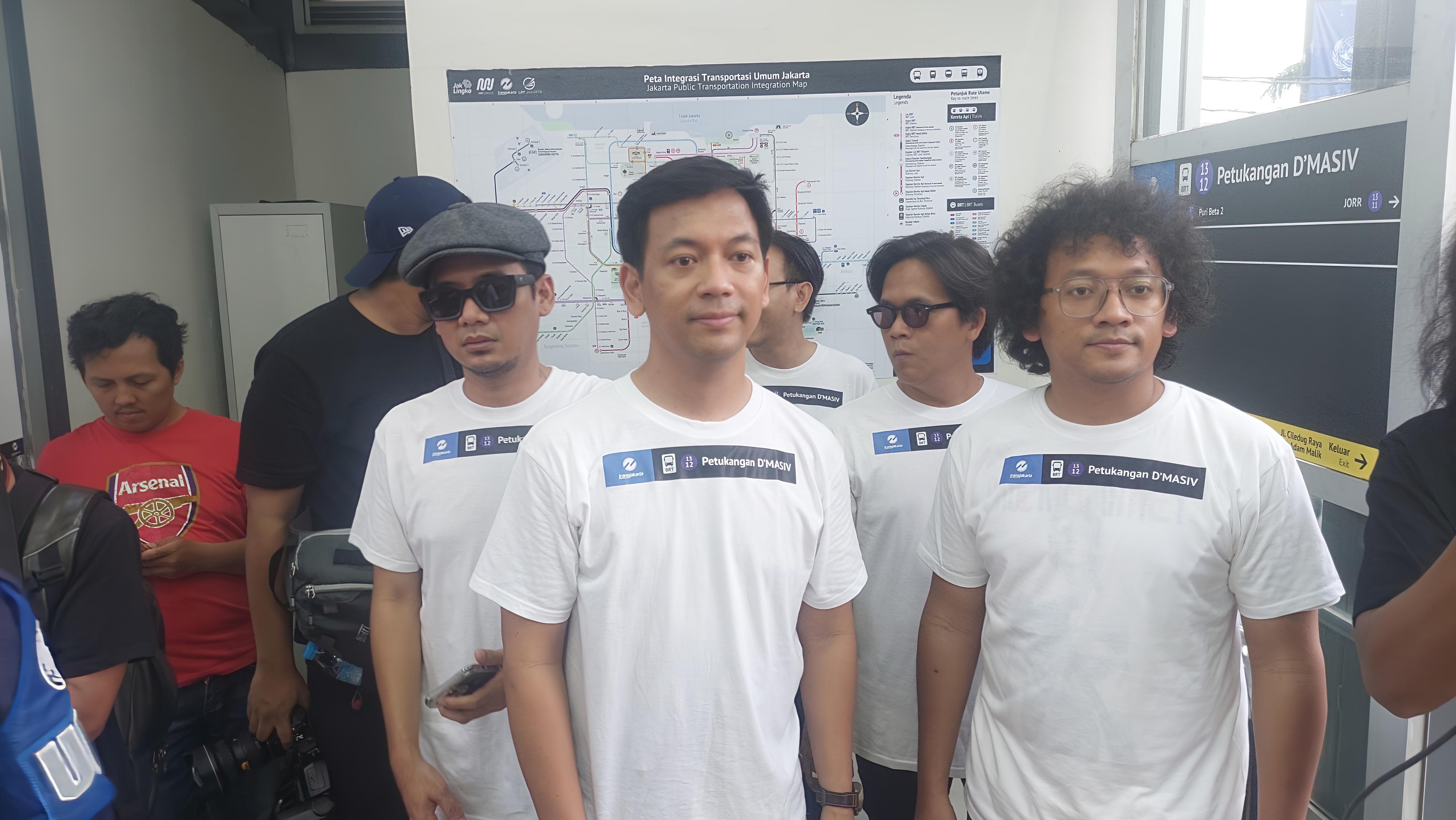 Didapuk Jadi Duta Transjakarta, D'Masiv Punya Tugas Kampanyekan Masyarakat Naik Transportasi Umum