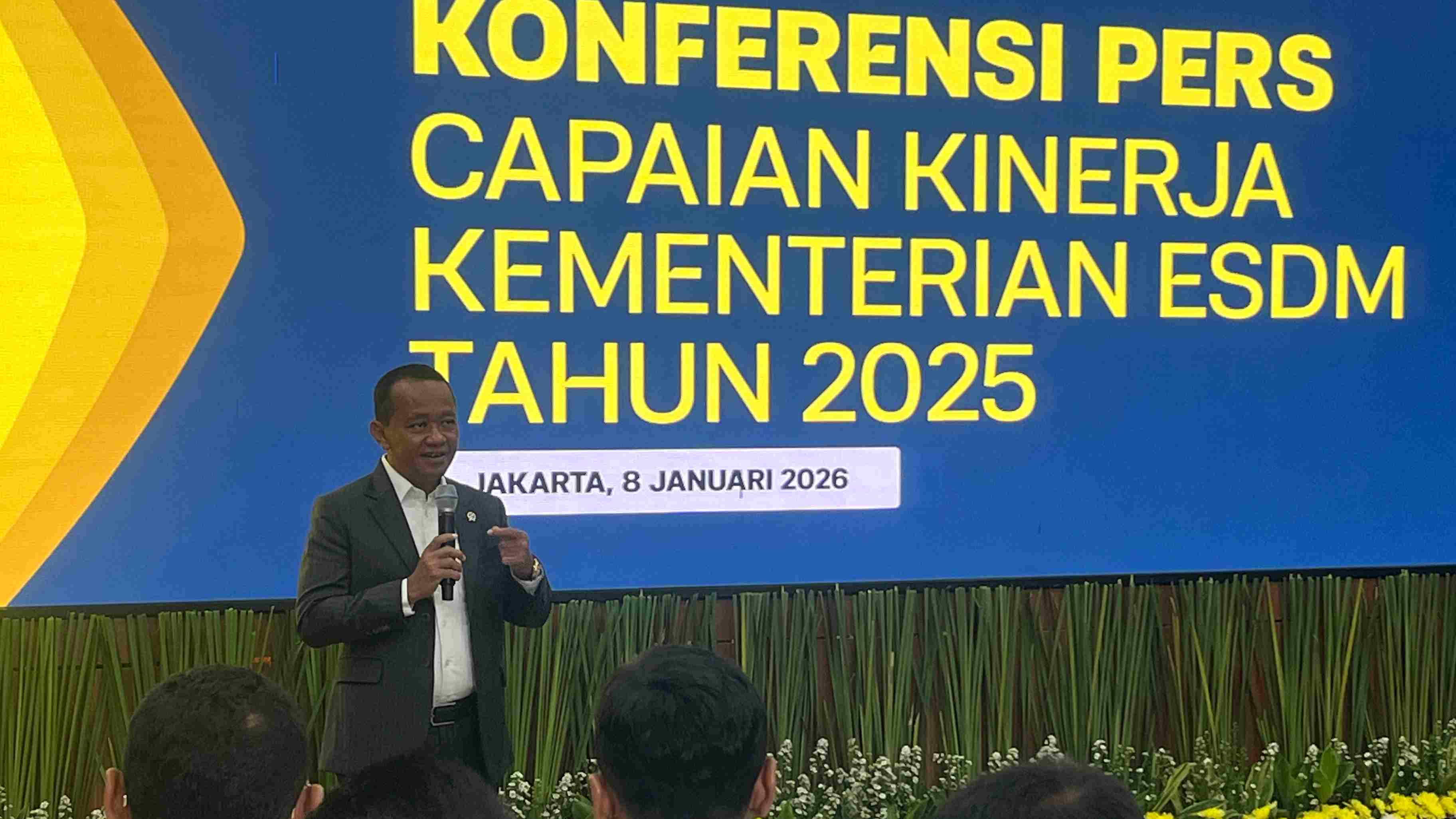 Bahlil Ungkap Alasan Panggil PLN Usai Paparan Kinerja Sektor ESDM Tahun 2025