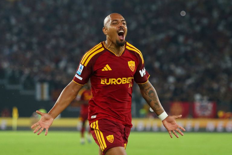 AS Roma vs Fiorentina 4-0: Hat-trick Donyell Malen Hancurkan La Viola