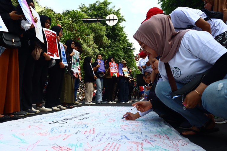 Kampanye 16 Hari Anti Kekerasan Terhadap Perempuan 