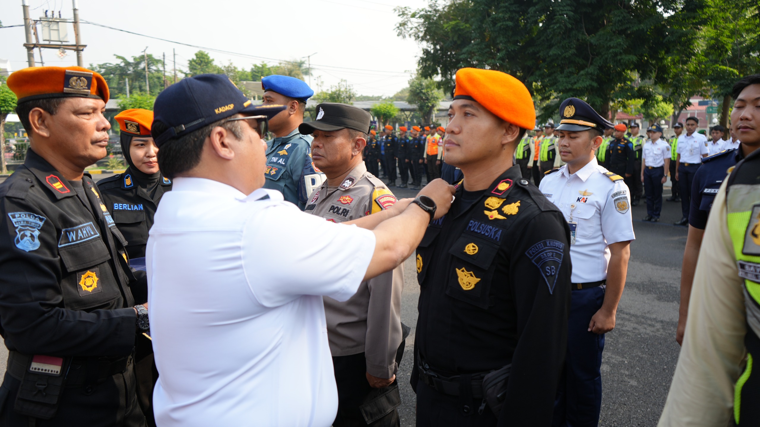 KAI Daop 8 Surabaya Gelar Apel Pasukan Siap Amankan Angkutan Nataru