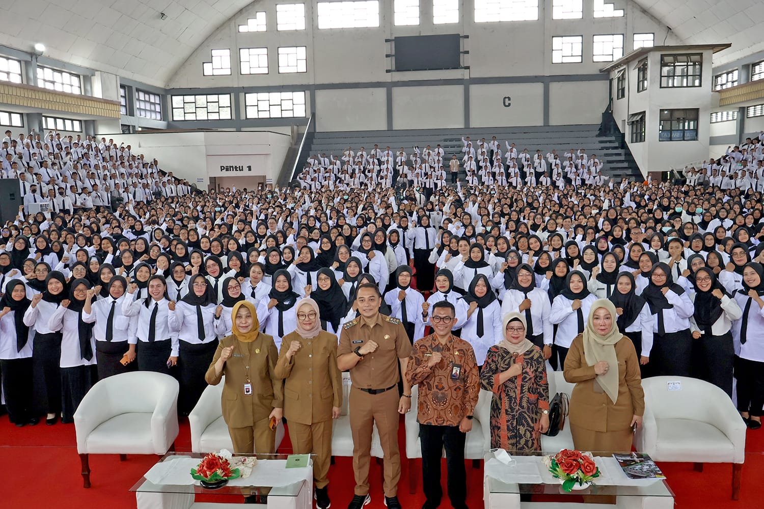 2.086 Orang Diangkat Jadi Pegawai PPPK Surabaya, Gaji Tahun Depan Bisa Tembus 9 Juta Sebulan