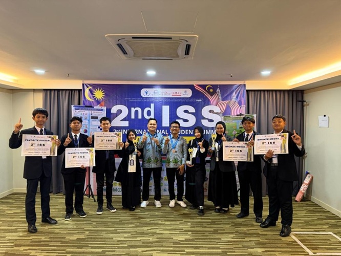 Siswa MAN 1 Indragiri Hilir Raih Medali Perak di Ajang Internasional Kuala Lumpur