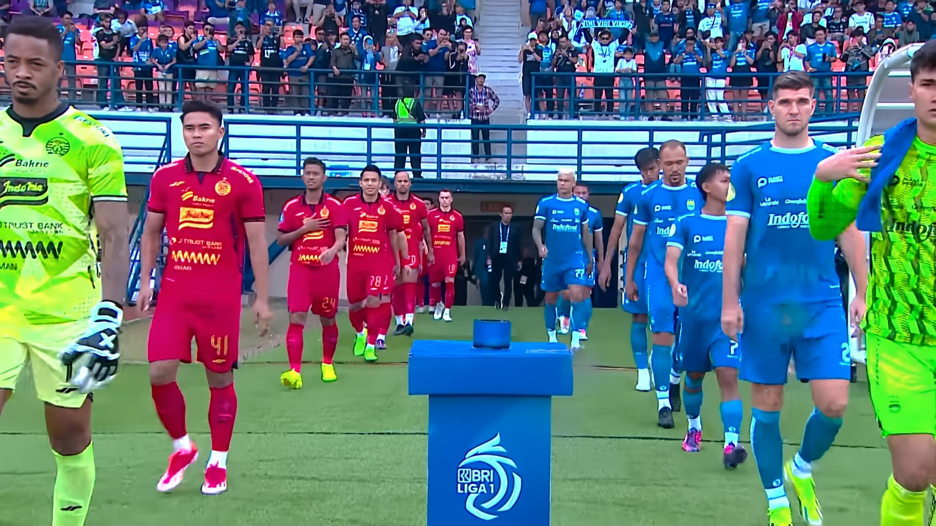 El Clasico Indonesia: Persija Diangkut Lima Rantis saat Tandang ke Persib, Psy War Ramai di Medsos!