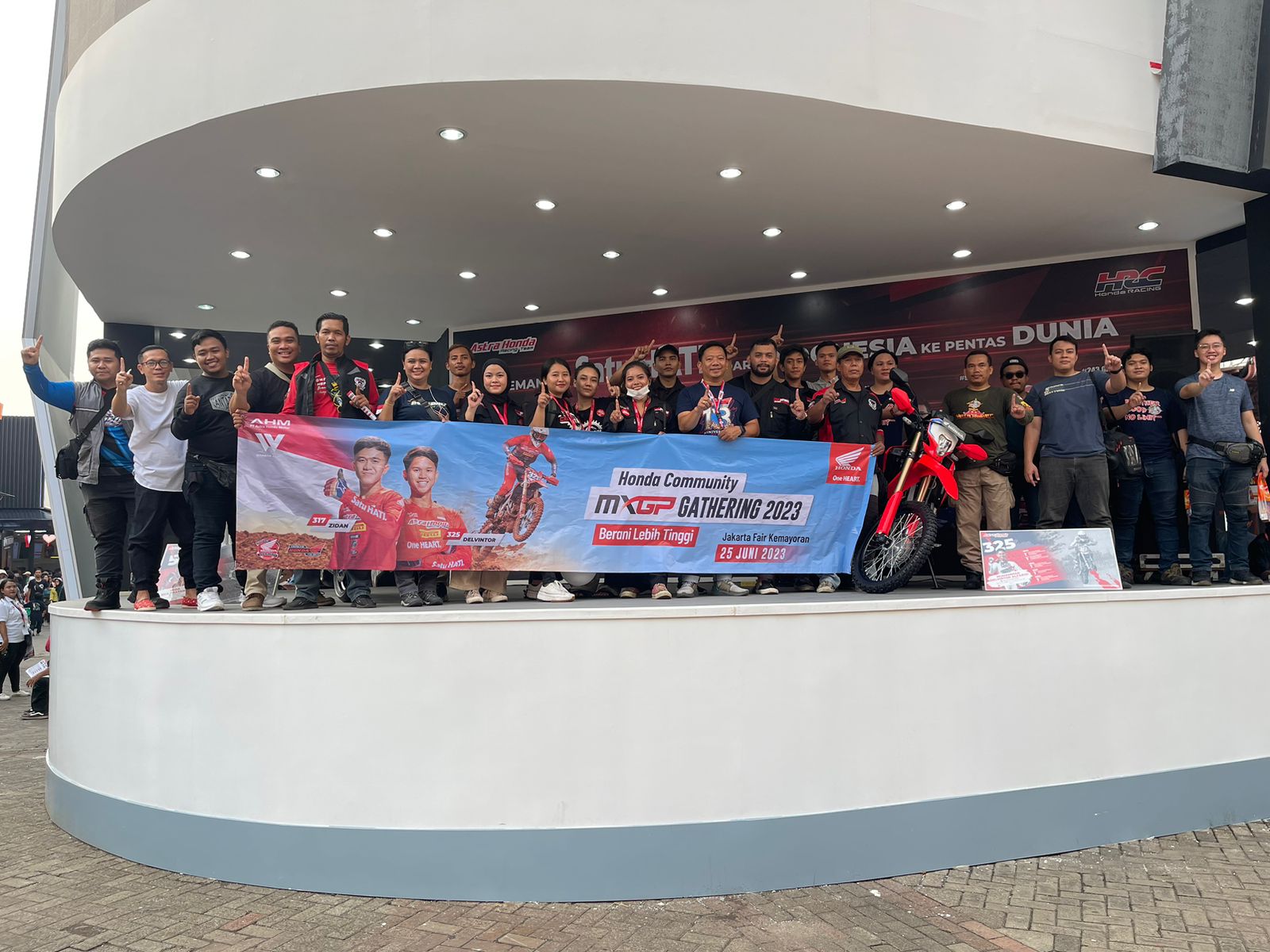 Dukung Crosser Indonesia di MXGP Samota, Pecinta Motorcross Honda Nobar di JFK 2023