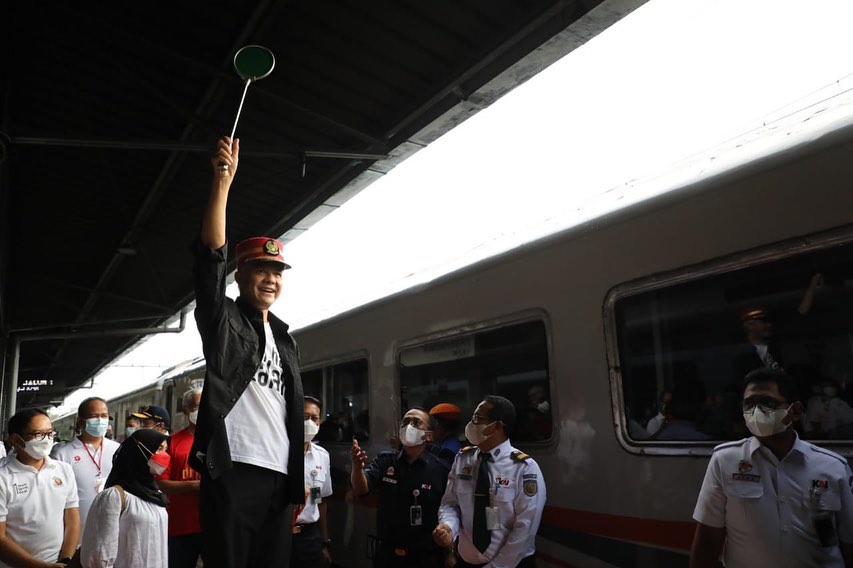 Ganjar Pranowo Sebut Pemudik Tujuan Jateng Tembus 11 Juta, Tren COVID-19 Kian Membaik: 'Saya Lihat Nol Kasus'