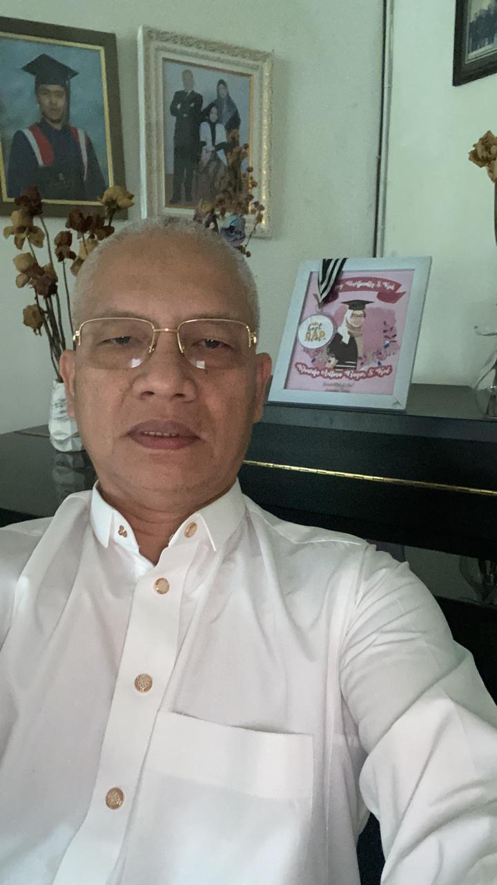 Mantan Dirut PLN Batubara Khairil Wahyuni Ungkap Rahasia Sukses Karier
