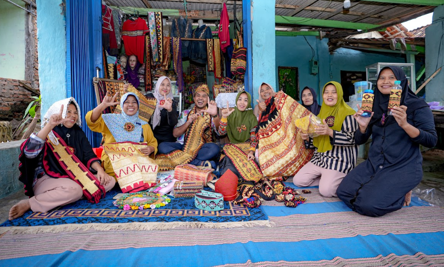 Riset Amartha: Akses Pembiayaan Dongkrak Pendapatan 89% UMKM di Akar Rumput