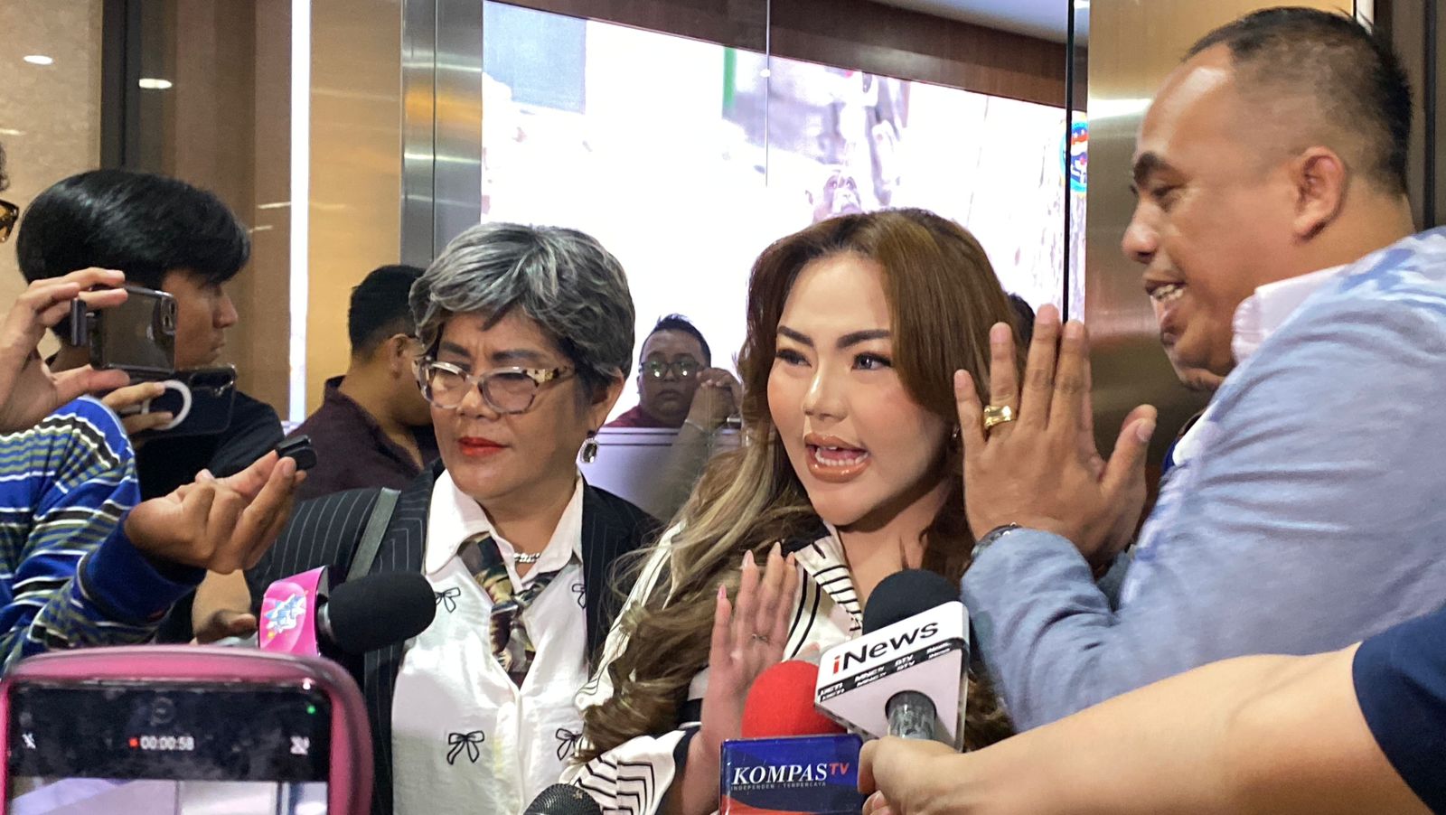 Lisa Mariana Ditangkap Terkait Video Syur