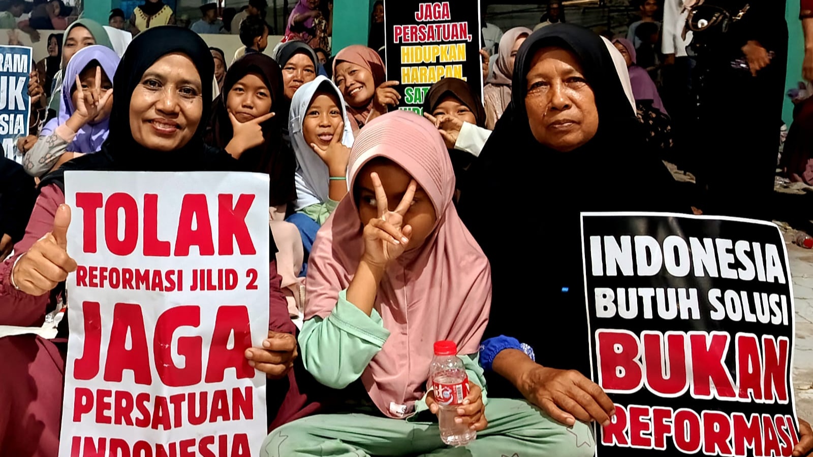 Peringati 1 Muharram, Warga Bekasi Serukan Pesan Damai untuk Negeri