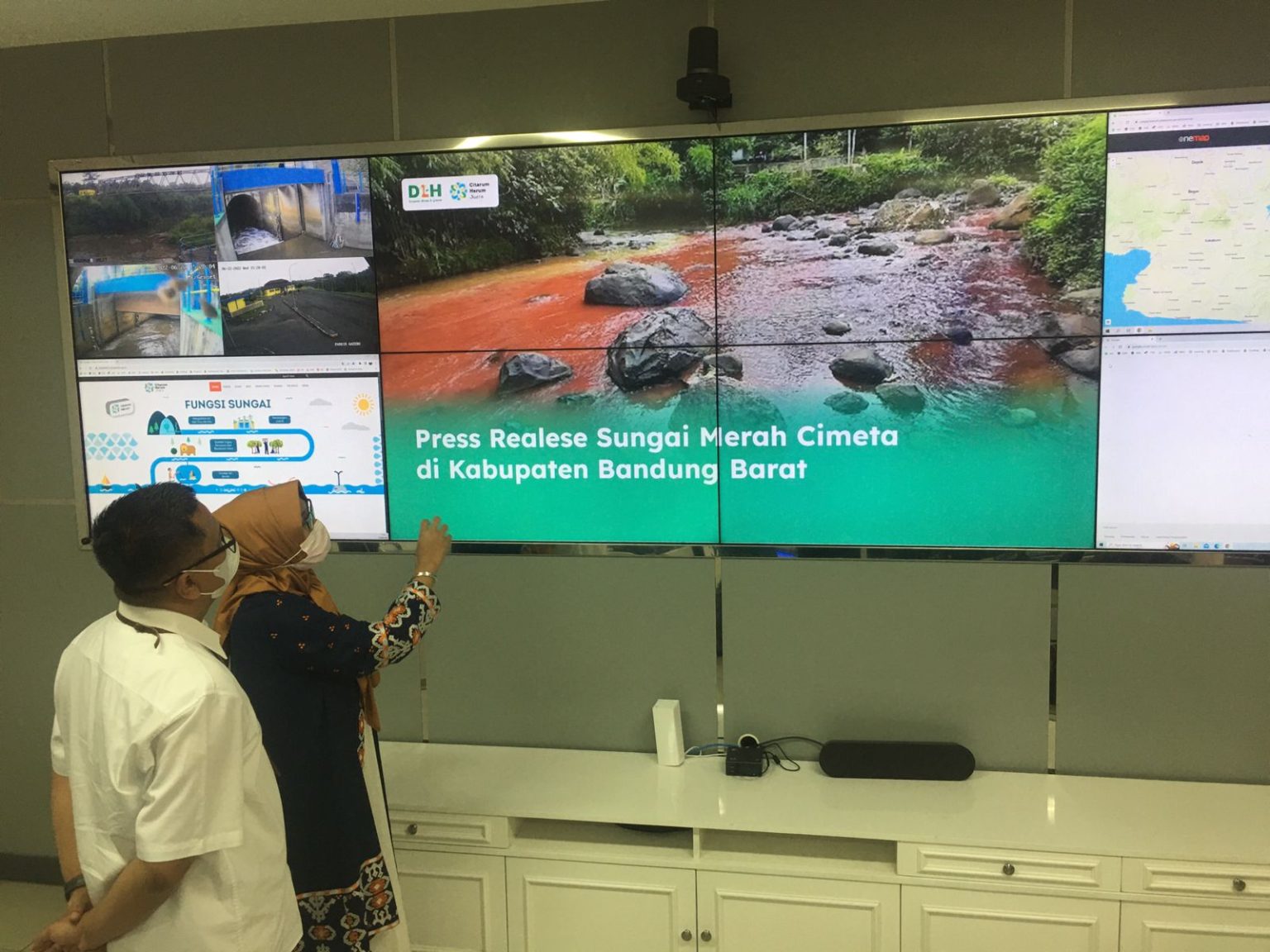 Cairan Merah di Sungai Cimeta Bukan Limbah B3
