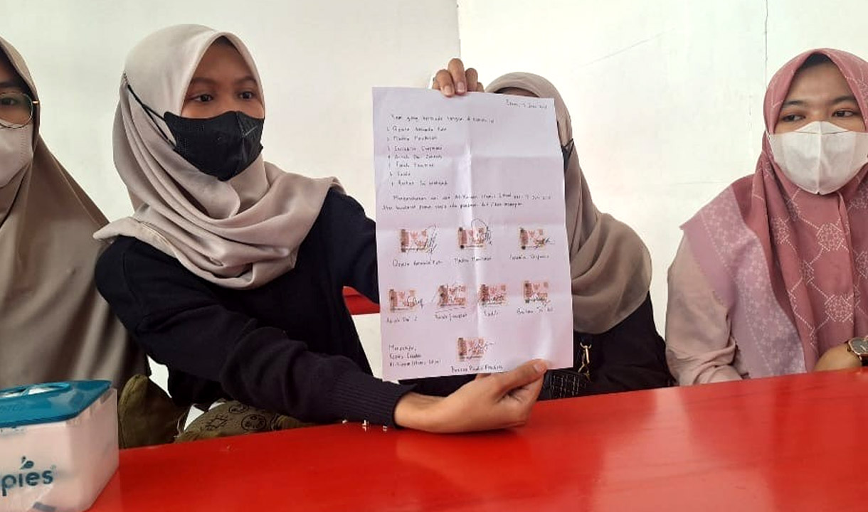 Gaji Guru Sekolah Swasta di Bekasi Dipotong Hingga Rp950 Ribu Tanpa Kejelasan, Ijazah Ditahan