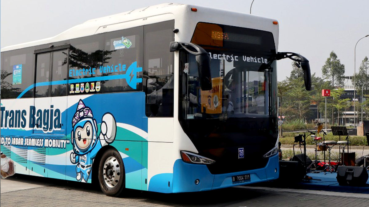 Bus Listrik Resmi Beroperasi di Bandung, 27 Halte Untuk 455 Unit Bus