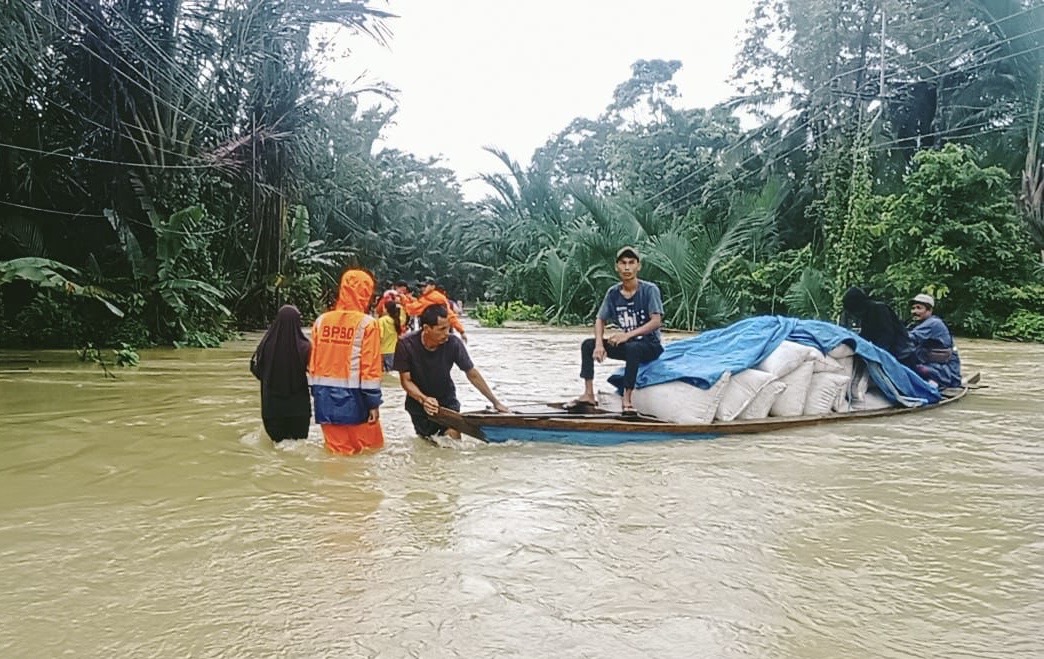 Banjir Rendam 23 Desa di Pandeglang, Ketinggian Air Tembus 1 Meter   