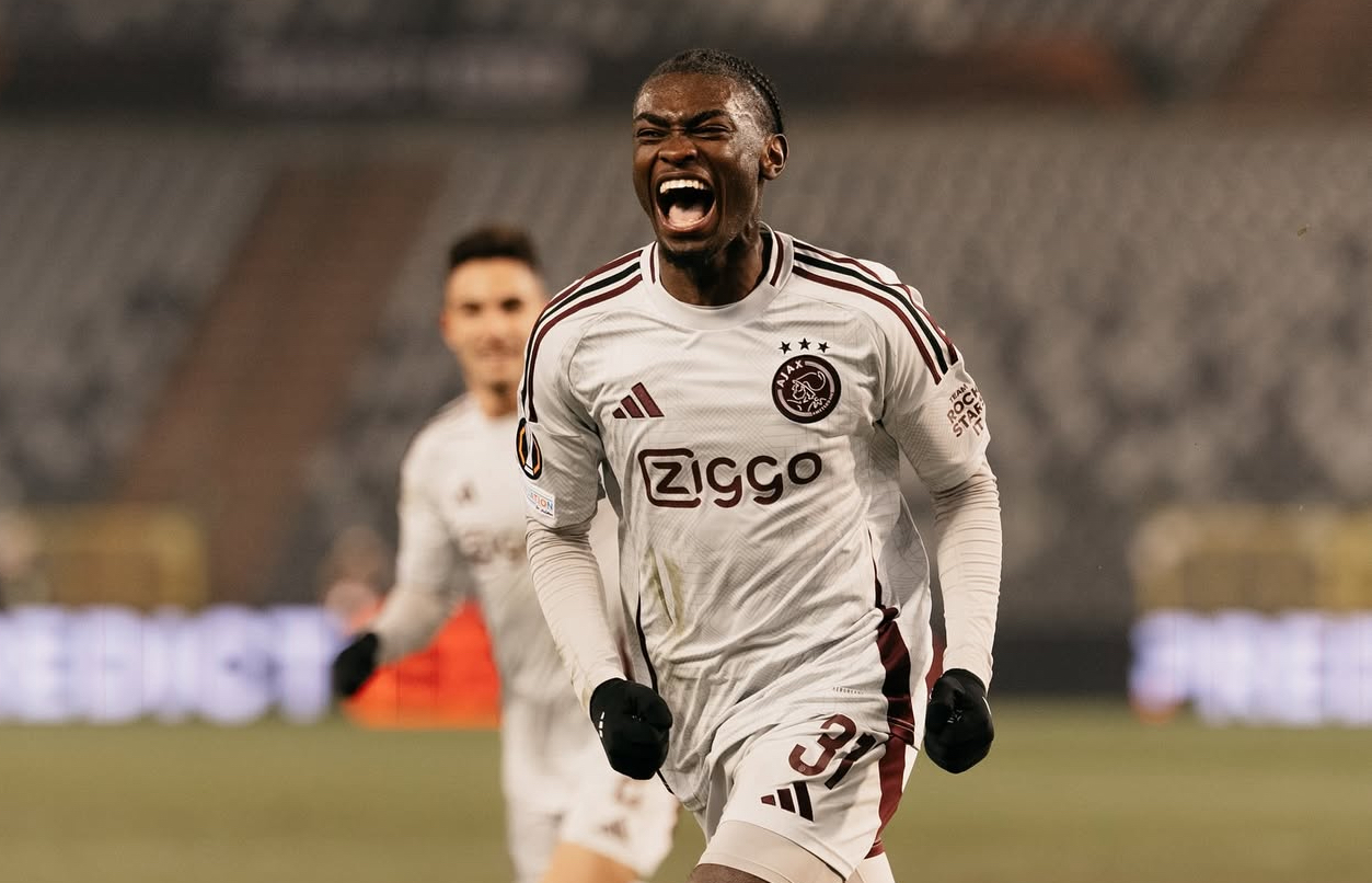 Man United Vs Newcastle Bikin Arsenal Mengintai: Duel Sengit Rebut Bek Muda 17 Tahun dari Ajax Amsterdam