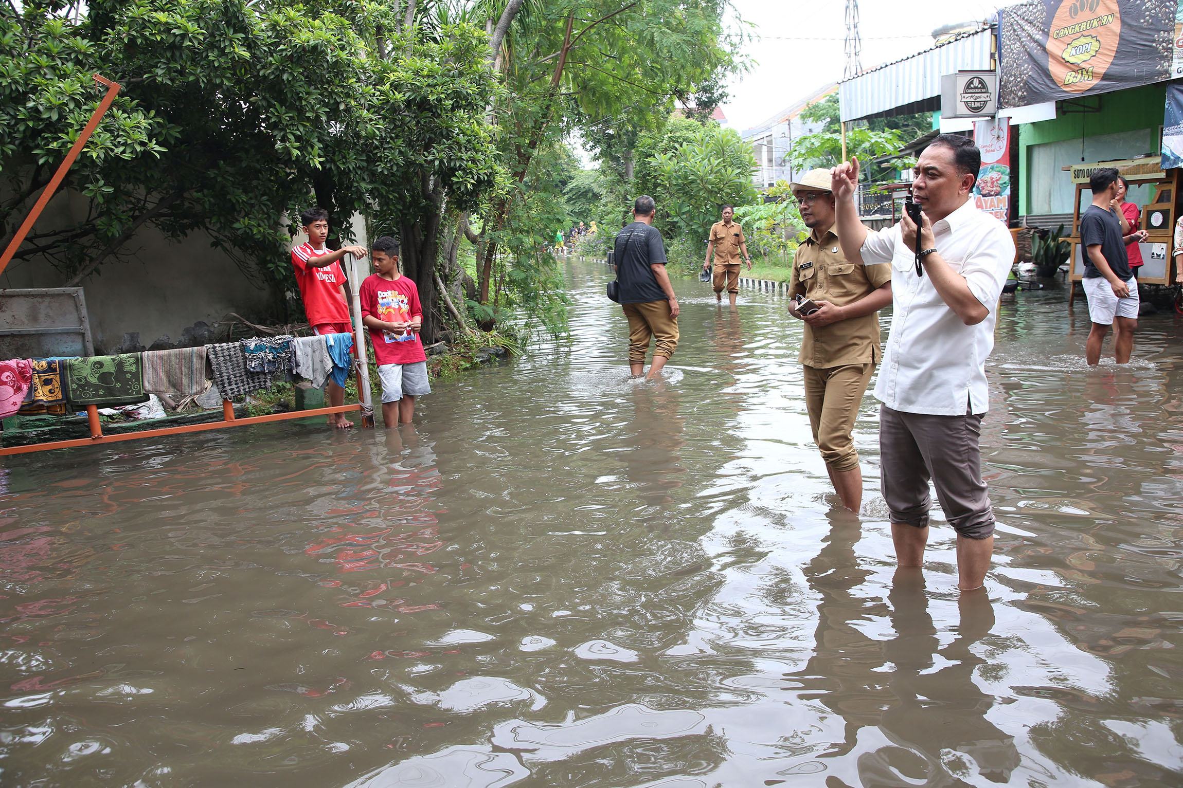 Pemkot Surabaya Bangun Drainase Baru Antisipasi Banjir Gunung Anyar Terulang