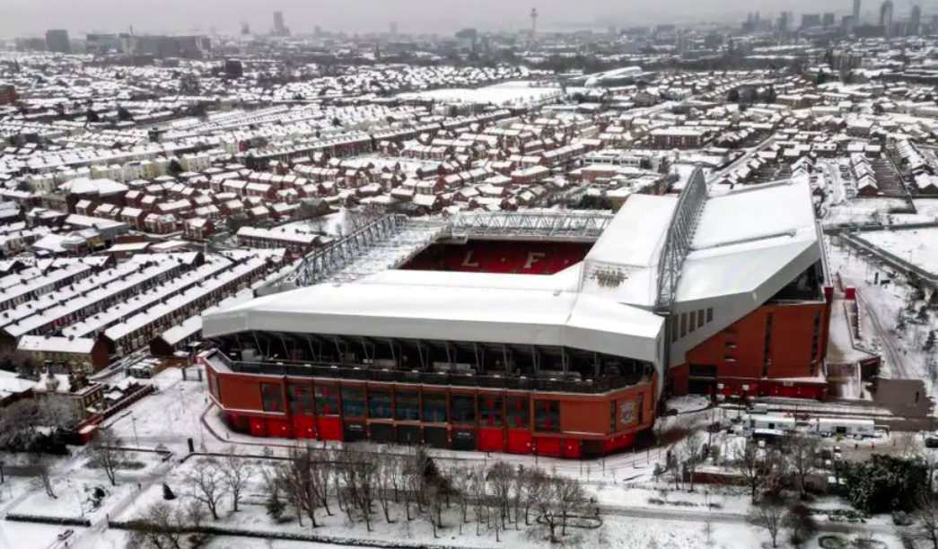 Badai Salju! Liverpool vs Manchester United Tetap di Anfield