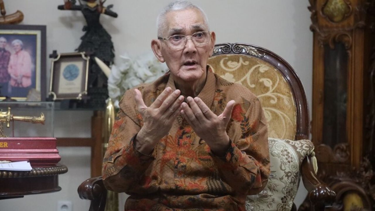 Bangsa Indonesia Berduka, Wakil Presiden ke-6 RI Try Sutrisno Tutup Usia