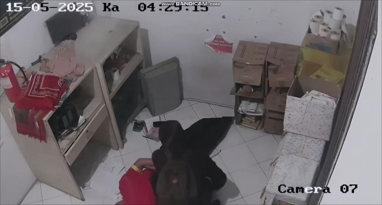 Heboh Perampokan Alfamart di Tanah Abang, Ternyata Sandiwara Karyawan Sendiri!