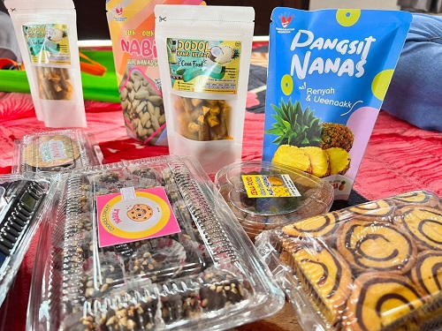 FEBI Gelar Pendampingan Sertifikasi Halal ke UMKM di desa Tangkit Baru